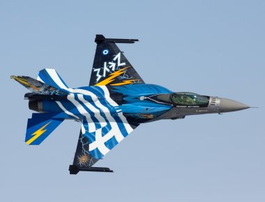 Η σκληρή δουλειά και εκπαίδευση πίσω από την ομάδα επιδείξεων της ΠΑ που κάνει περήφανους του Έλληνες (φωτό, βίντεο)